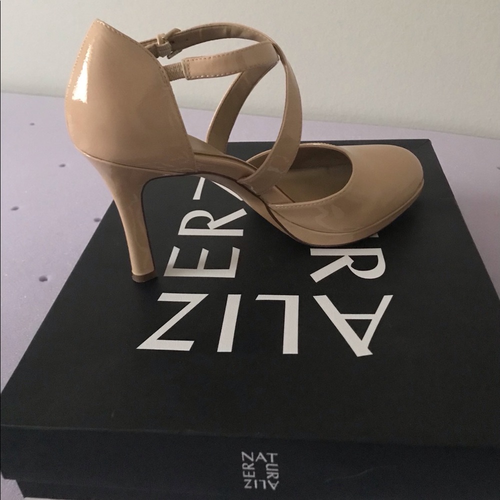 Naturalizer Women's Cruzen Pump